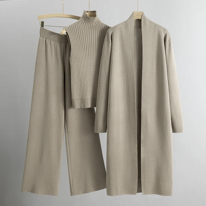 Three-Piece Set "Naya"