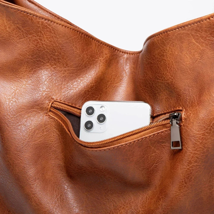 Leather Shoulder Bag "Brynn"