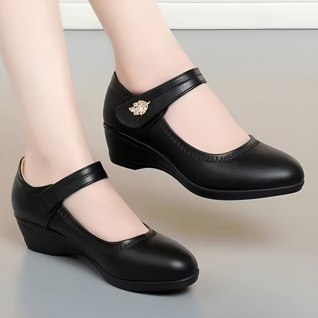PU Leather Shoes "Olivia"