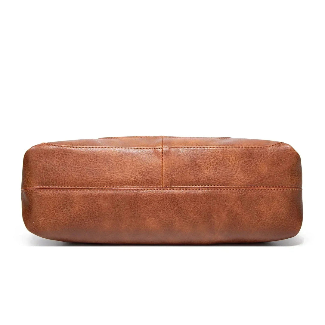 Leather Shoulder Bag "Brynn"